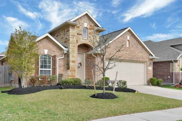 https://MoniqueG.NewConstructionHomesNOW.com